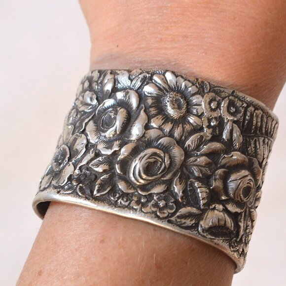 Rare Antique Tiffany Stamped Sterling Silver Cuff Bracelet Wide - Picture 8 of 12